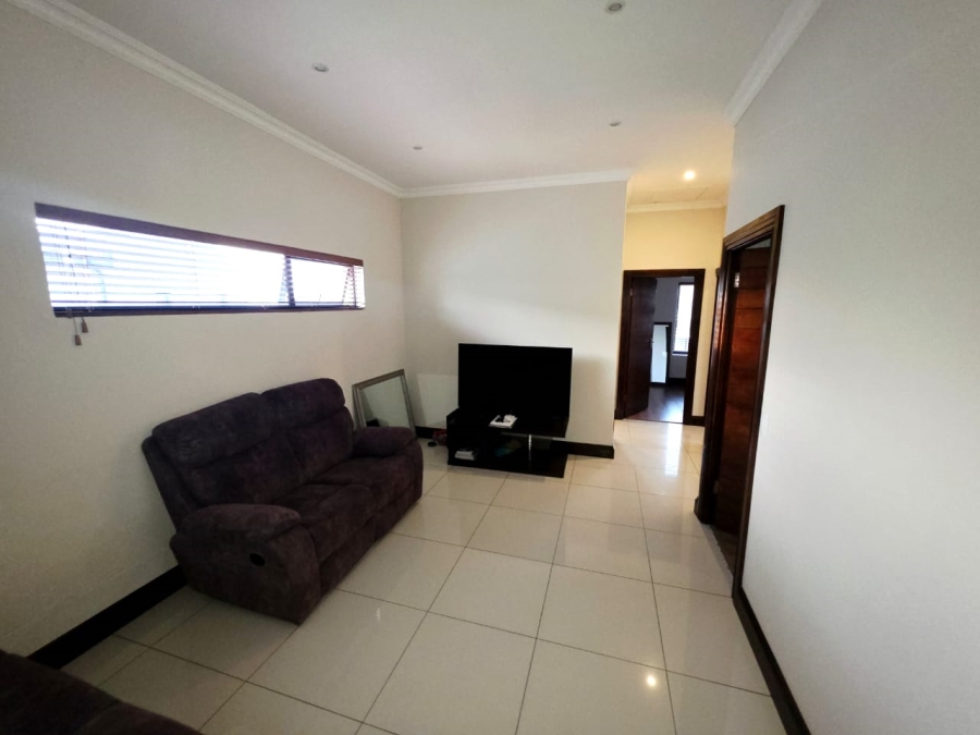 5 Bedroom Property for Sale in Sandown Western Cape